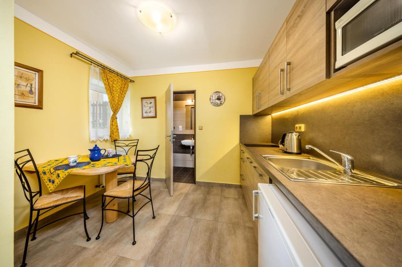 Villa Gardena Чеський Крумлов Екстер'єр фото